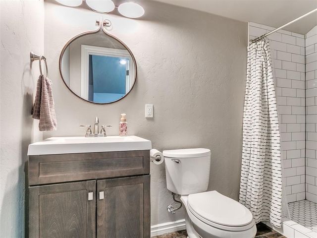 2220 NW 182nd Street, Edmond, OK 73012