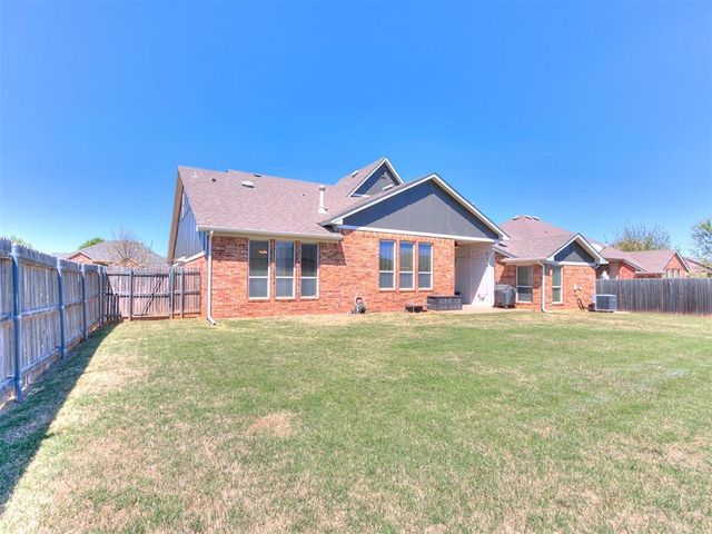 2220 NW 182nd Street, Edmond, OK 73012