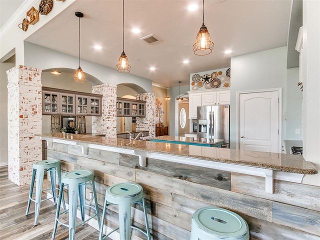 2220 NW 182nd Street, Edmond, OK 73012