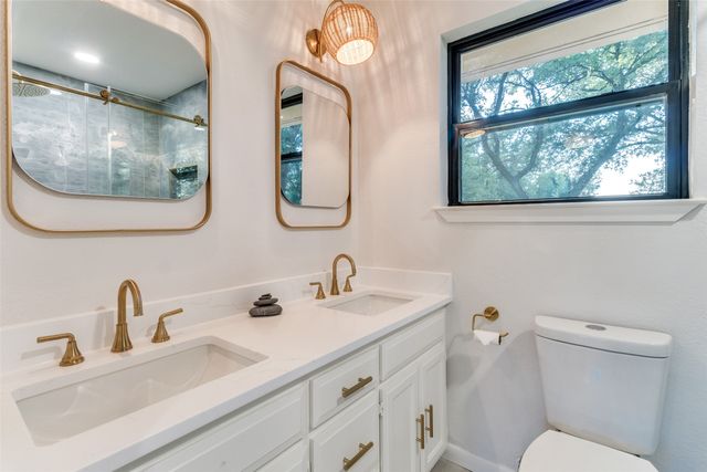 787 Lakeview Drive, Denison, TX 75020