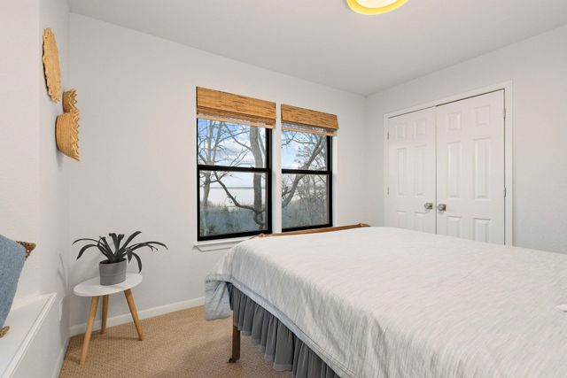 787 Lakeview Drive, Denison, TX 75020