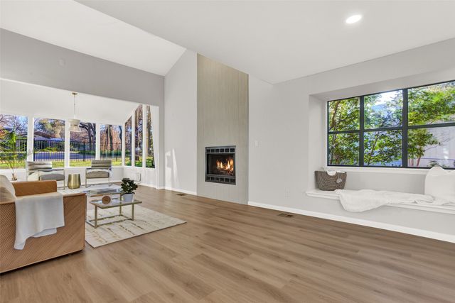 787 Lakeview Drive, Denison, TX 75020