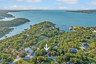 787 Lakeview Drive, Denison, TX 75020