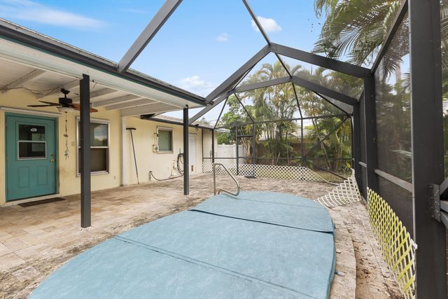 201 W Riverside Drive, Jupiter, FL 33469