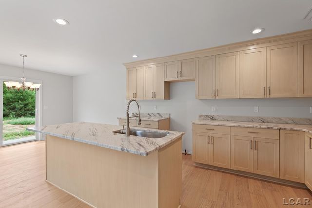 114 Bloomfield Boulevard, Brooklyn, MI 49230