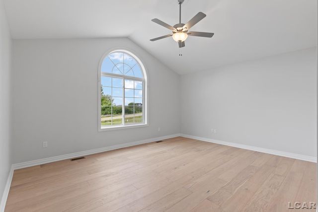 114 Bloomfield Boulevard, Brooklyn, MI 49230