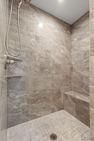 114 Bloomfield Boulevard, Brooklyn, MI 49230