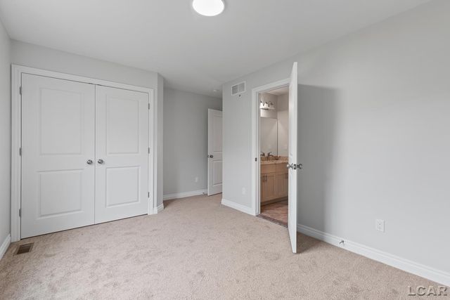 114 Bloomfield Boulevard, Brooklyn, MI 49230