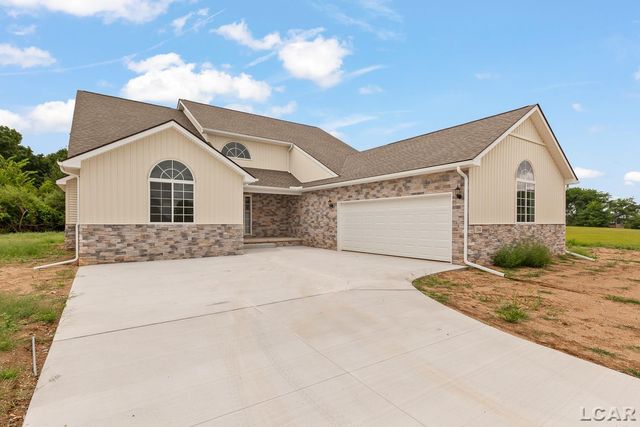 114 Bloomfield Boulevard, Brooklyn, MI 49230