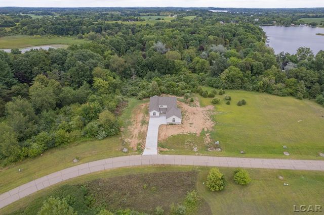 114 Bloomfield Boulevard, Brooklyn, MI 49230