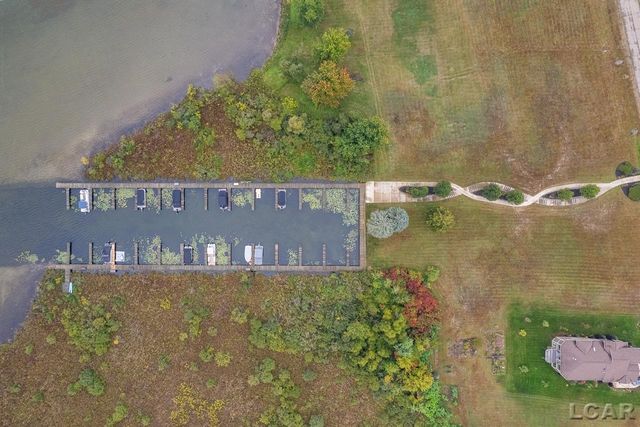 114 Bloomfield Boulevard, Brooklyn, MI 49230