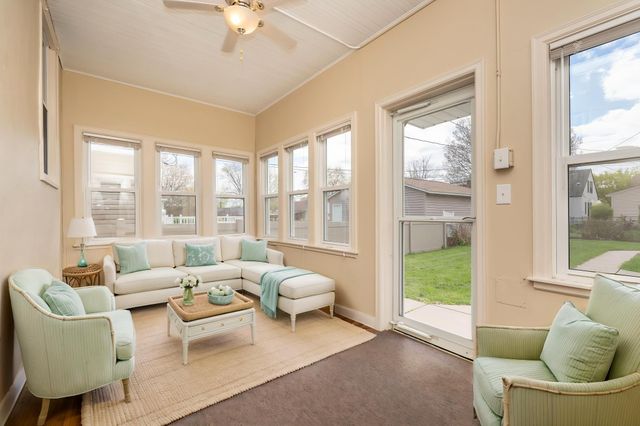 1206 Seminary Avenue, Saint Paul, MN 55104