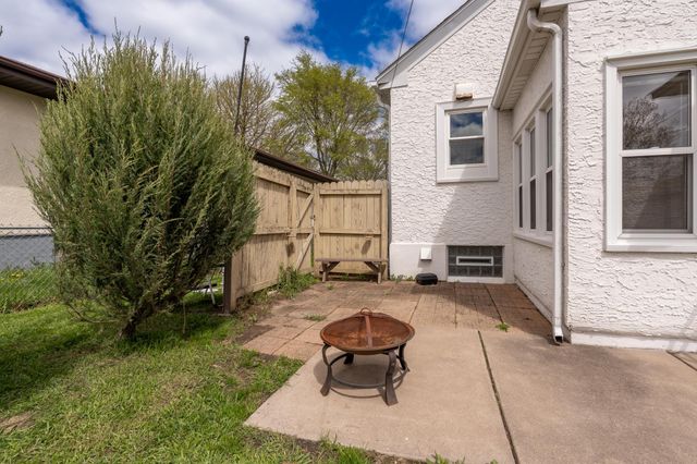 1206 Seminary Avenue, Saint Paul, MN 55104