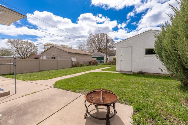 1206 Seminary Avenue, Saint Paul, MN 55104