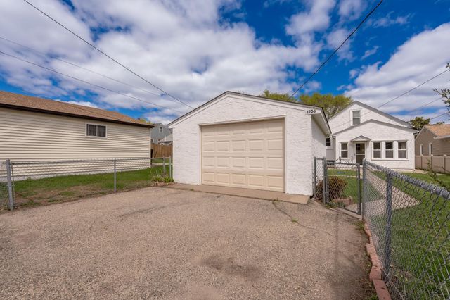 1206 Seminary Avenue, Saint Paul, MN 55104