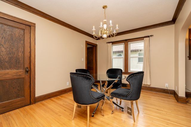 1206 Seminary Avenue, Saint Paul, MN 55104