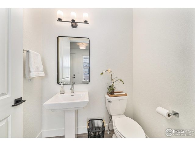 5174 Stonewall St, Loveland, CO 80538