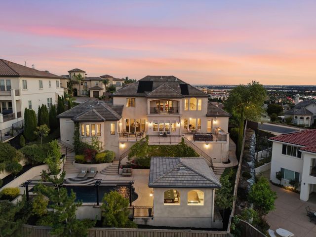 1734 Lake Vista Way, Folsom, CA 95630