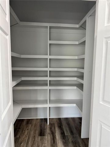 213 Bald Eagle Drive, Linn Valley, KS 66040