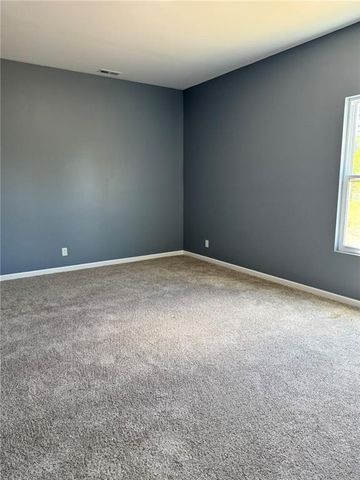 213 Bald Eagle Drive, Linn Valley, KS 66040