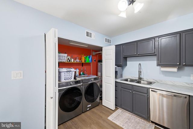 62 KINGS WAY, Stewartstown, PA 17363