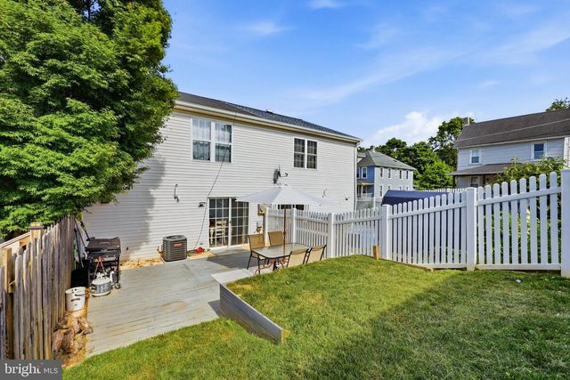 62 KINGS WAY, Stewartstown, PA 17363