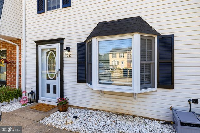 62 KINGS WAY, Stewartstown, PA 17363