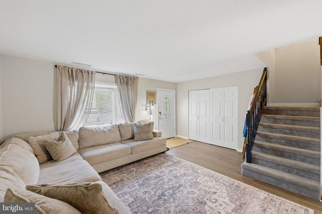 62 KINGS WAY, Stewartstown, PA 17363
