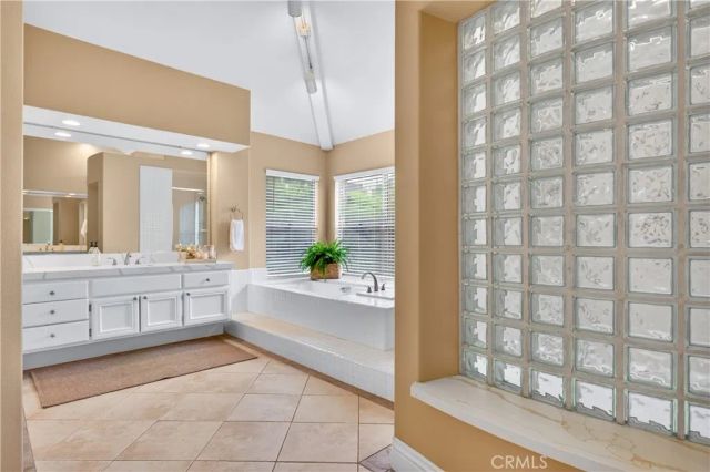 3 Sembrado, Rancho Santa Margarita, CA 92688