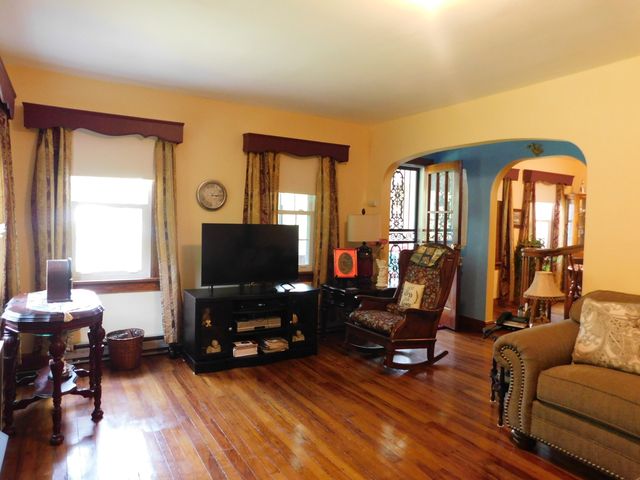 15718 HWY 522, Cumberland, KY 40823