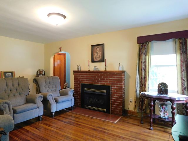 15718 HWY 522, Cumberland, KY 40823