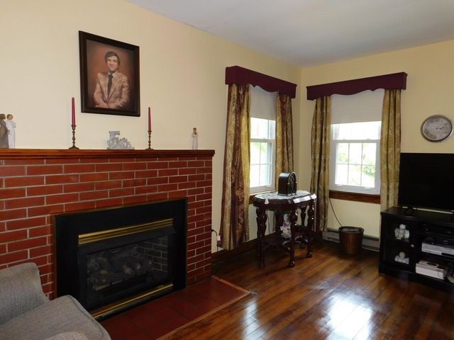 15718 HWY 522, Cumberland, KY 40823