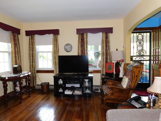 15718 HWY 522, Cumberland, KY 40823