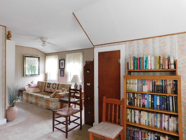 15718 HWY 522, Cumberland, KY 40823