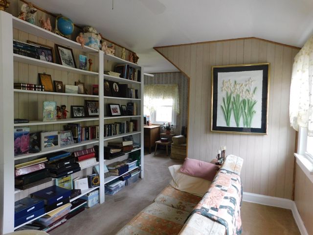 15718 HWY 522, Cumberland, KY 40823