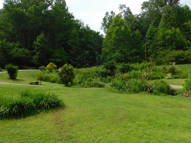 15718 HWY 522, Cumberland, KY 40823