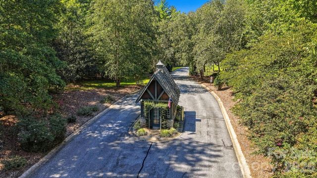 217 Sycamore Drive, Nebo, NC 28761
