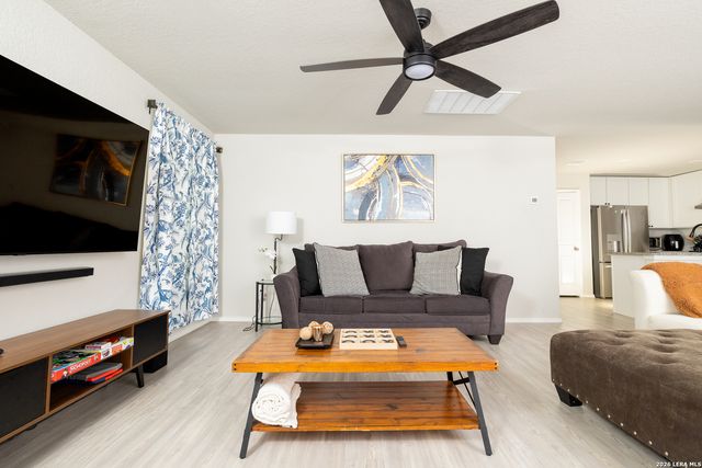 10719 Giacconi Dr, Converse, TX 78109