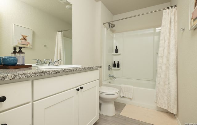 10719 Giacconi Dr, Converse, TX 78109