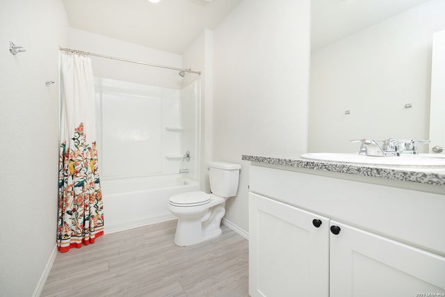 10719 Giacconi Dr, Converse, TX 78109