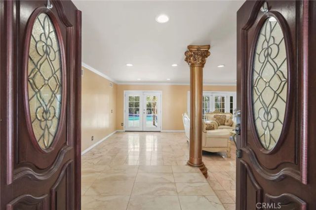 8333 Topeka Drive, Northridge, CA 91324