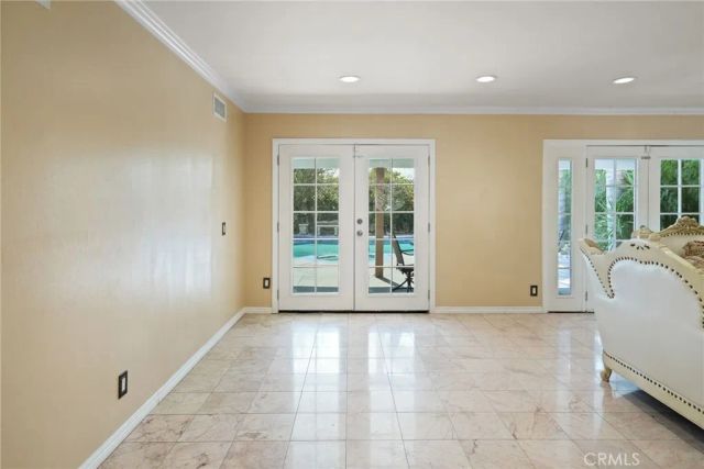 8333 Topeka Drive, Northridge, CA 91324