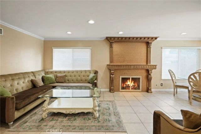 8333 Topeka Drive, Northridge, CA 91324