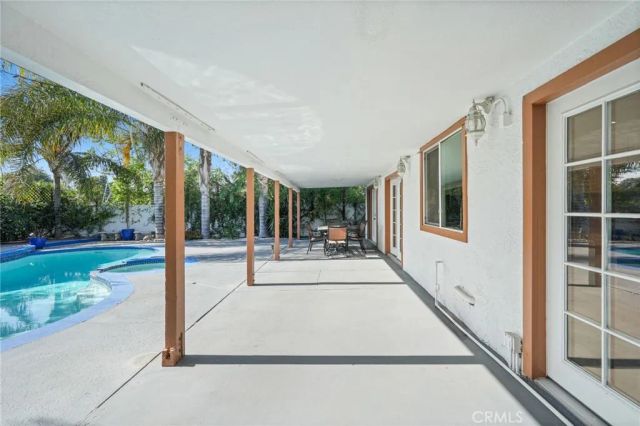 8333 Topeka Drive, Northridge, CA 91324