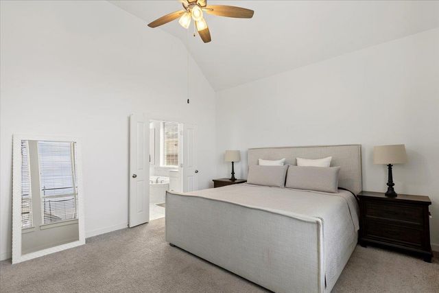 128 Lockhart DR, Liberty Hill, TX 78642
