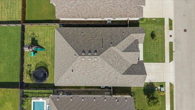 128 Lockhart DR, Liberty Hill, TX 78642