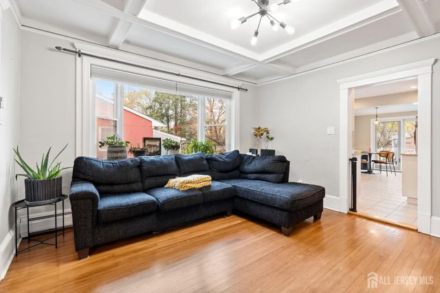 46 Plainfield Avenue, Metuchen, NJ 08840