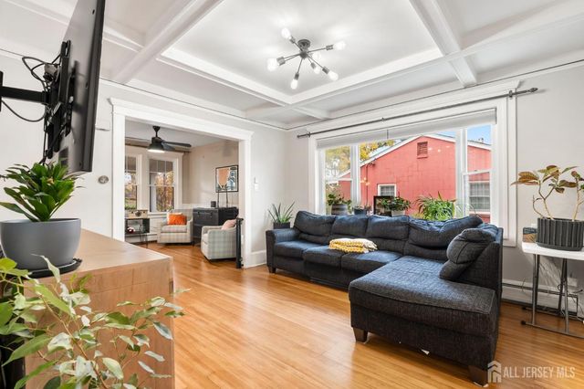 46 Plainfield Avenue, Metuchen, NJ 08840