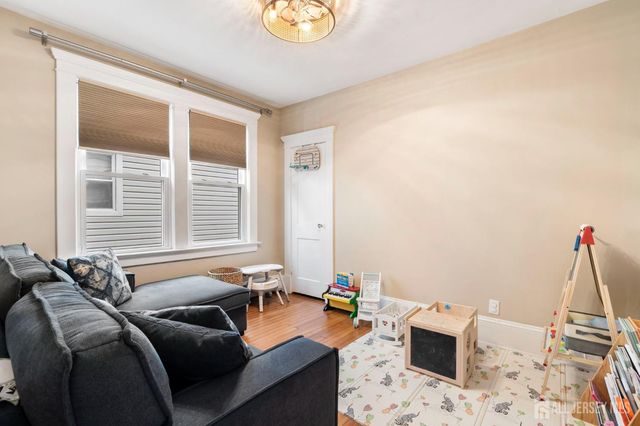 46 Plainfield Avenue, Metuchen, NJ 08840