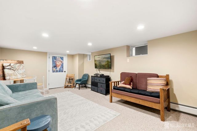 46 Plainfield Avenue, Metuchen, NJ 08840